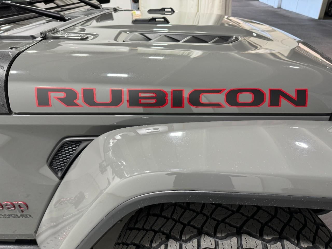 Jeep Wrangler Vehicle Full-screen Gallery Image 29