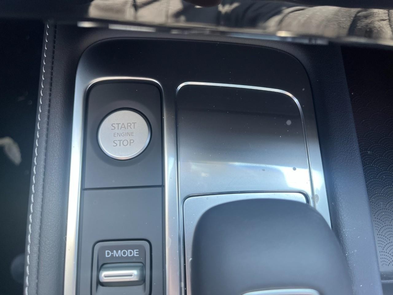 INFINITI QX60 Vehicle Full-screen Gallery Image 31