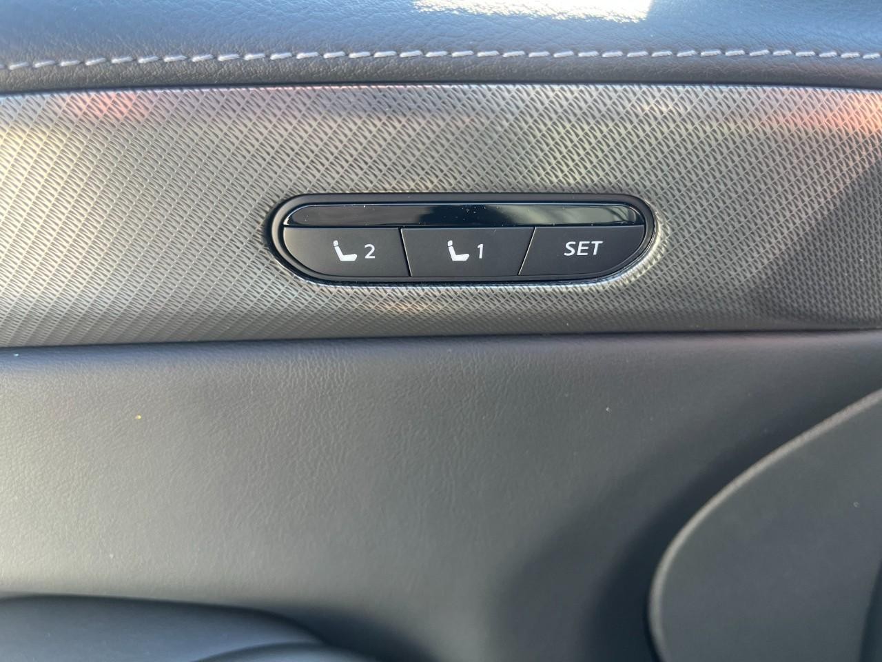 INFINITI QX60 Vehicle Full-screen Gallery Image 33