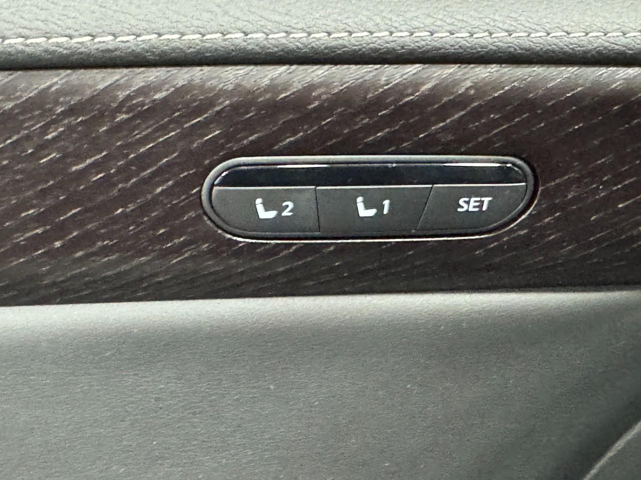 INFINITI QX60 Vehicle Full-screen Gallery Image 26