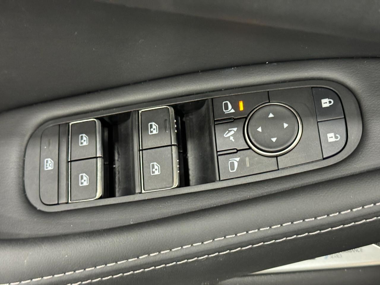 INFINITI QX60 Vehicle Full-screen Gallery Image 27