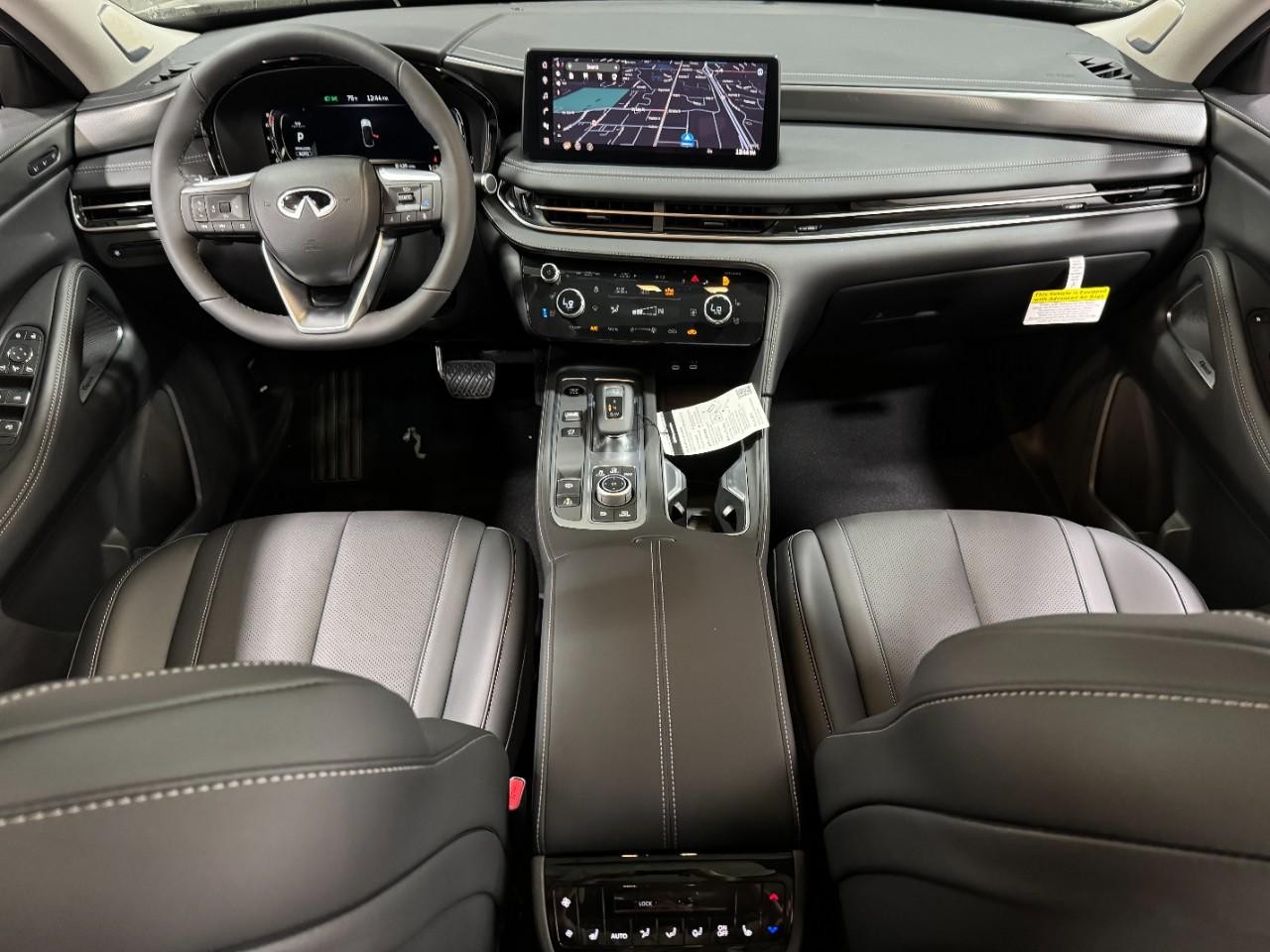 INFINITI QX60 Vehicle Full-screen Gallery Image 15