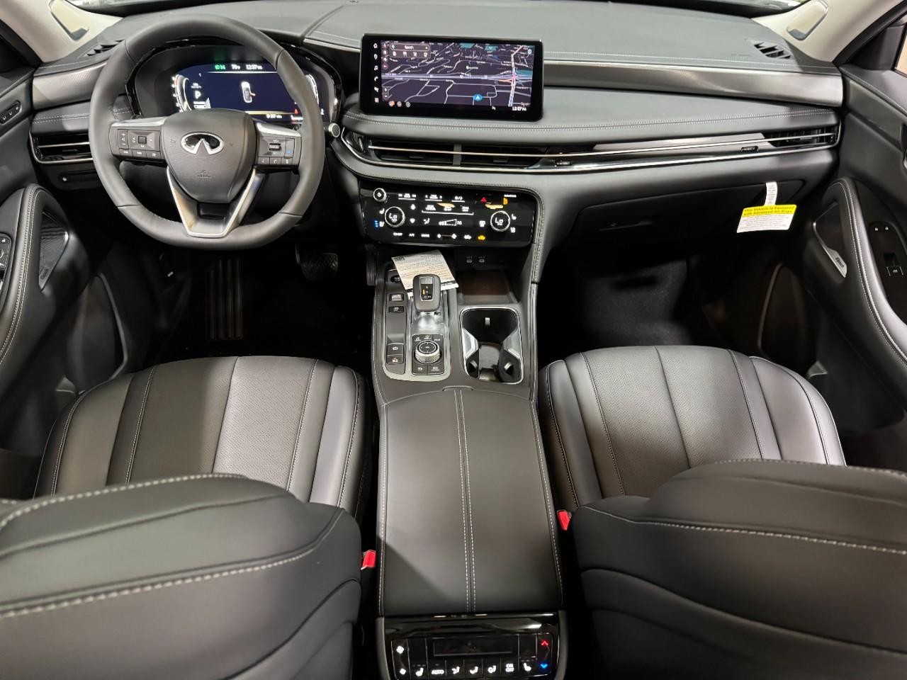 INFINITI QX60 Vehicle Full-screen Gallery Image 15