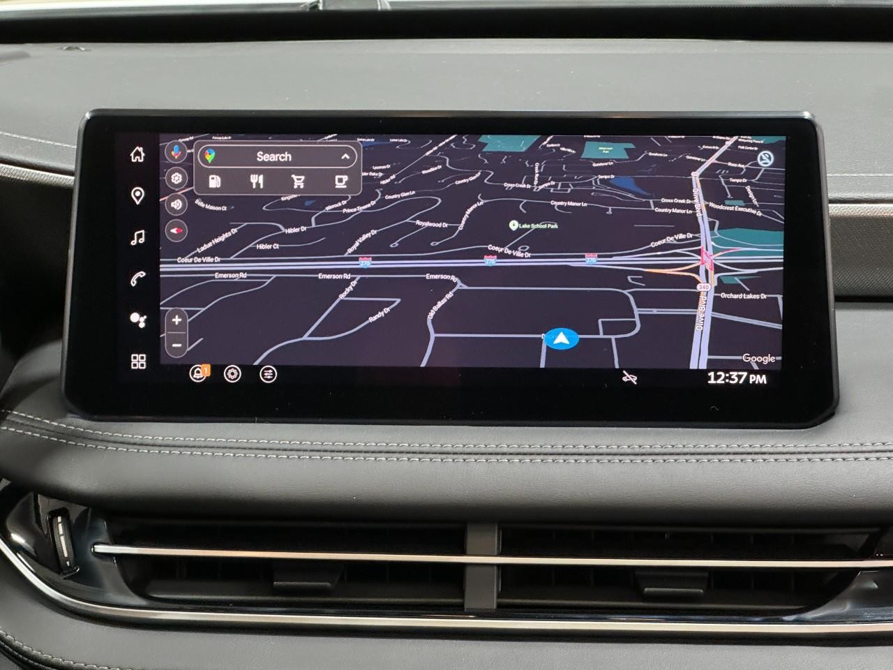 INFINITI QX60 Vehicle Full-screen Gallery Image 17