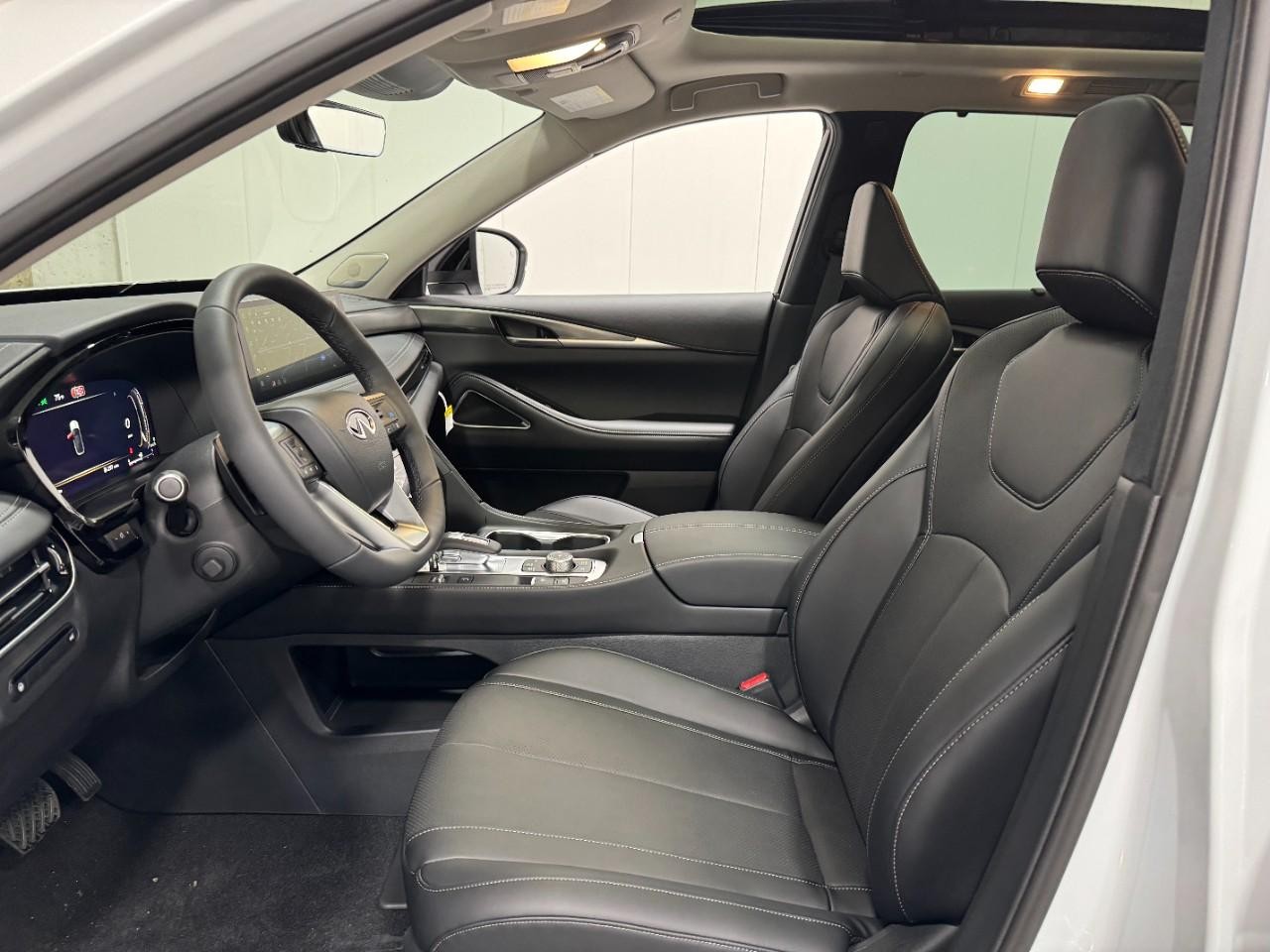 INFINITI QX60 Vehicle Full-screen Gallery Image 28