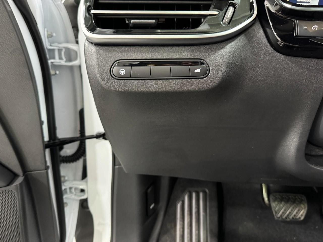 INFINITI QX60 Vehicle Full-screen Gallery Image 31