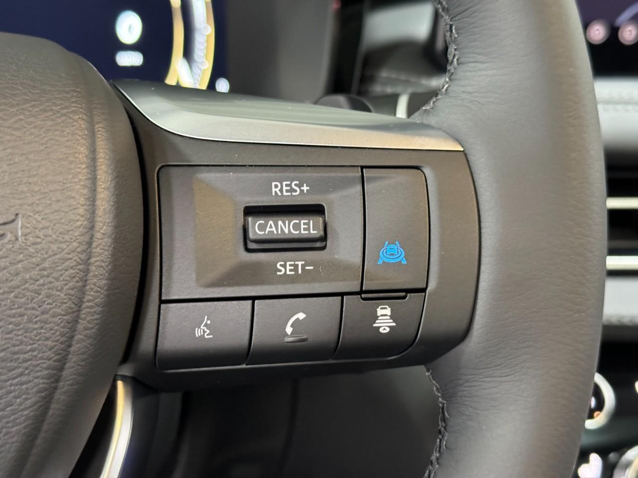 INFINITI QX60 Vehicle Full-screen Gallery Image 33