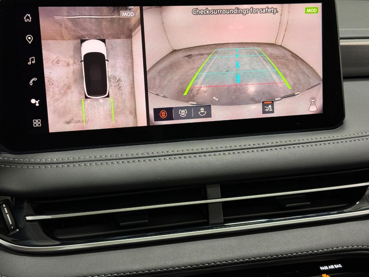 INFINITI QX60 Vehicle Full-screen Gallery Image 35