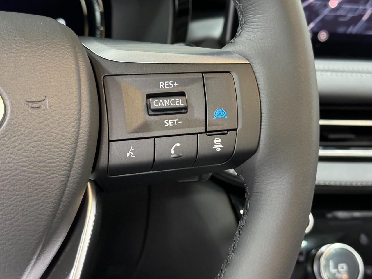 INFINITI QX60 Vehicle Full-screen Gallery Image 33