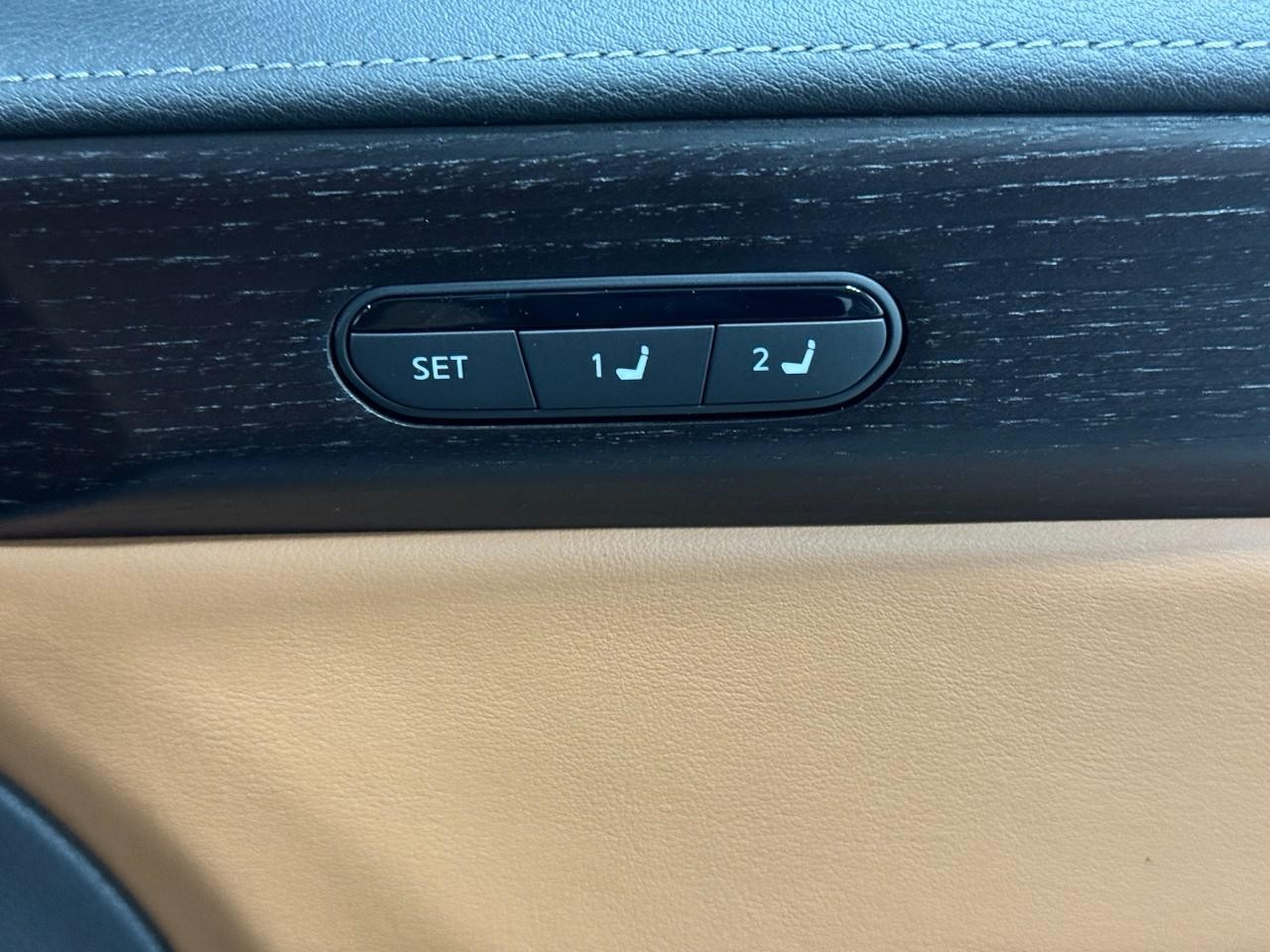 INFINITI QX60 Vehicle Full-screen Gallery Image 24