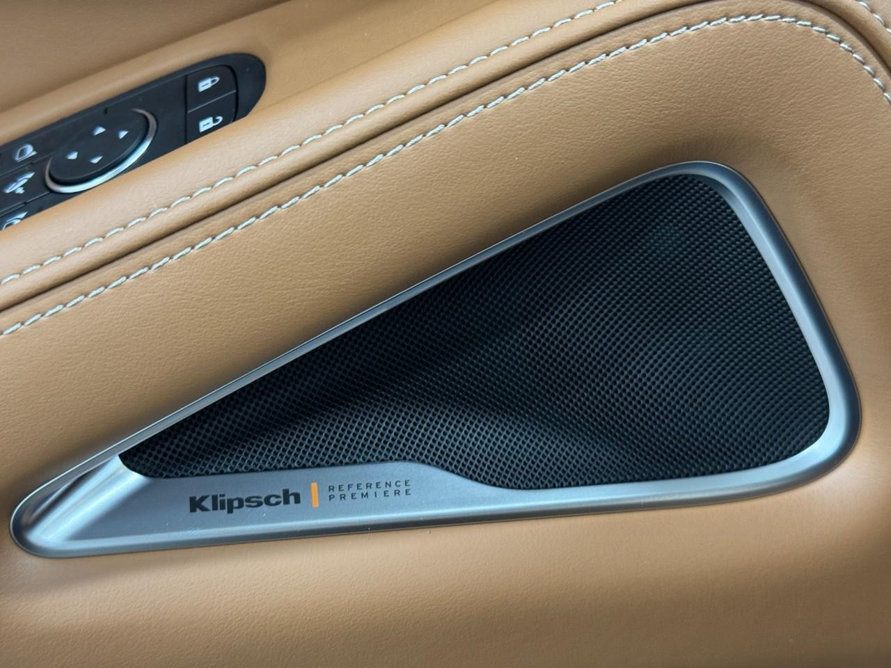 INFINITI QX60 Vehicle Full-screen Gallery Image 28