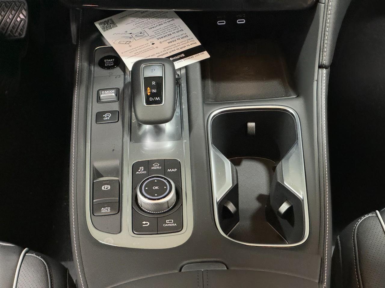 INFINITI QX60 Vehicle Full-screen Gallery Image 19