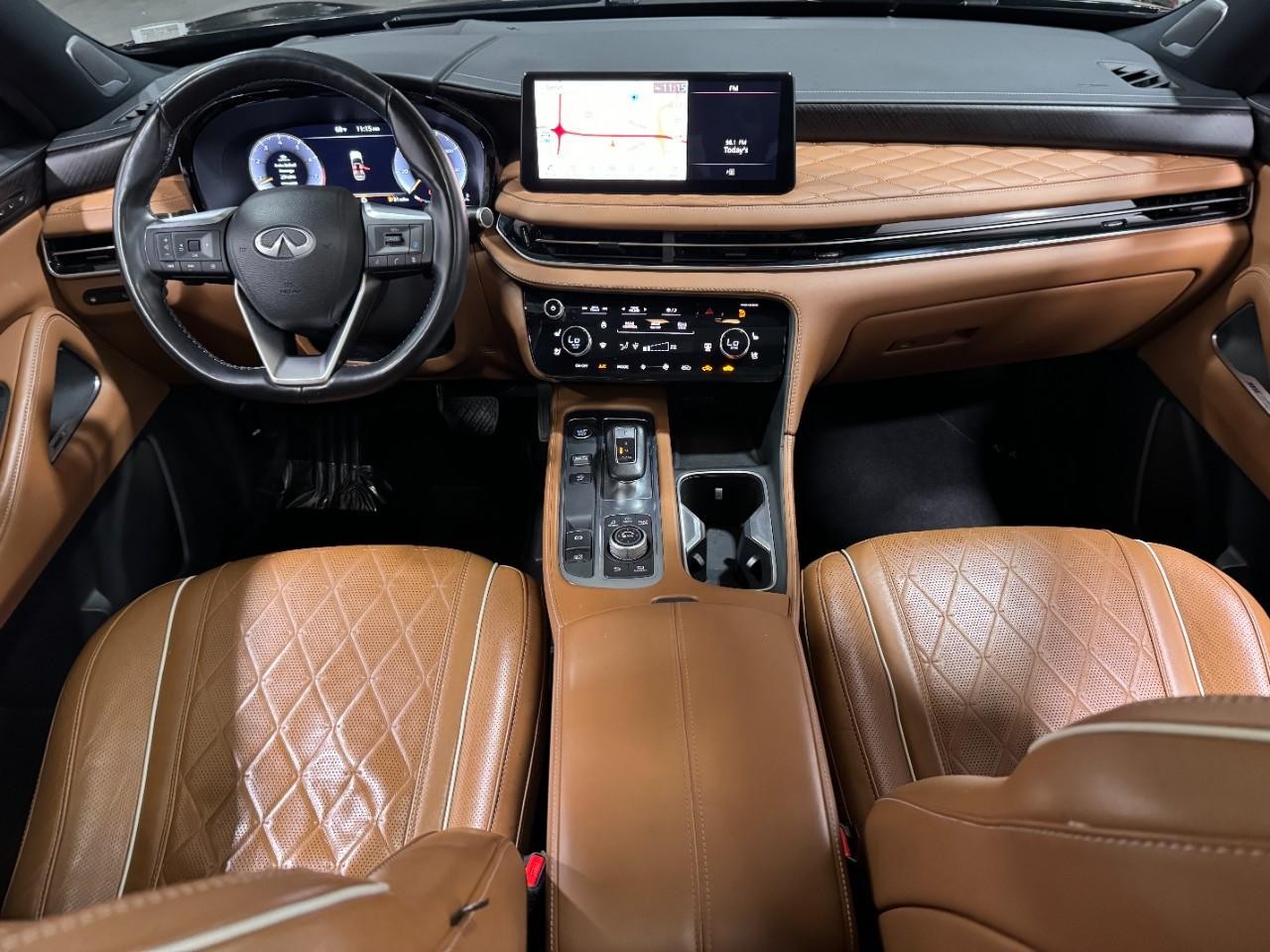 INFINITI QX60 Vehicle Full-screen Gallery Image 15