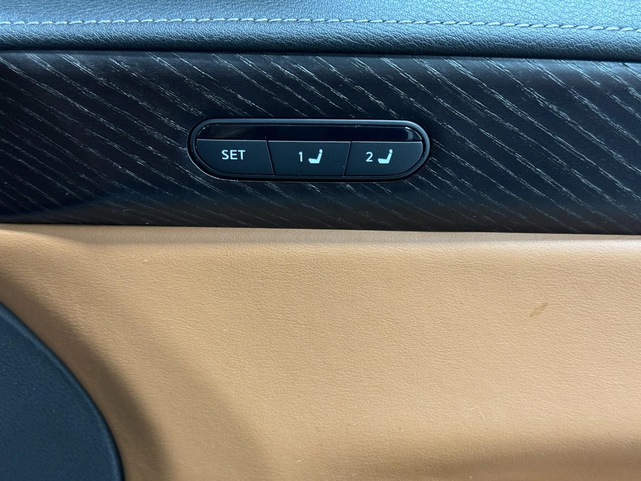 INFINITI QX60 Vehicle Full-screen Gallery Image 24