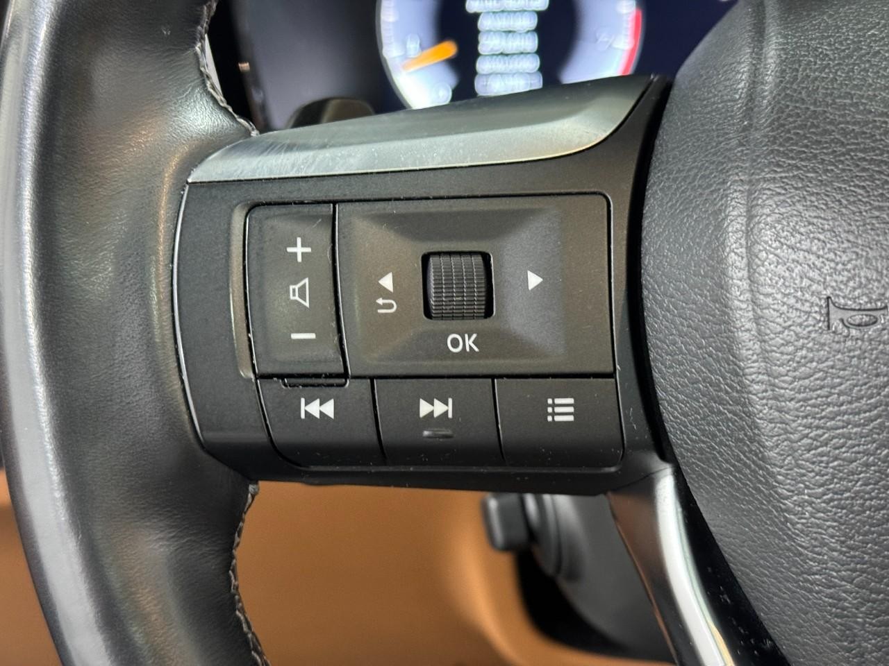 INFINITI QX60 Vehicle Full-screen Gallery Image 33