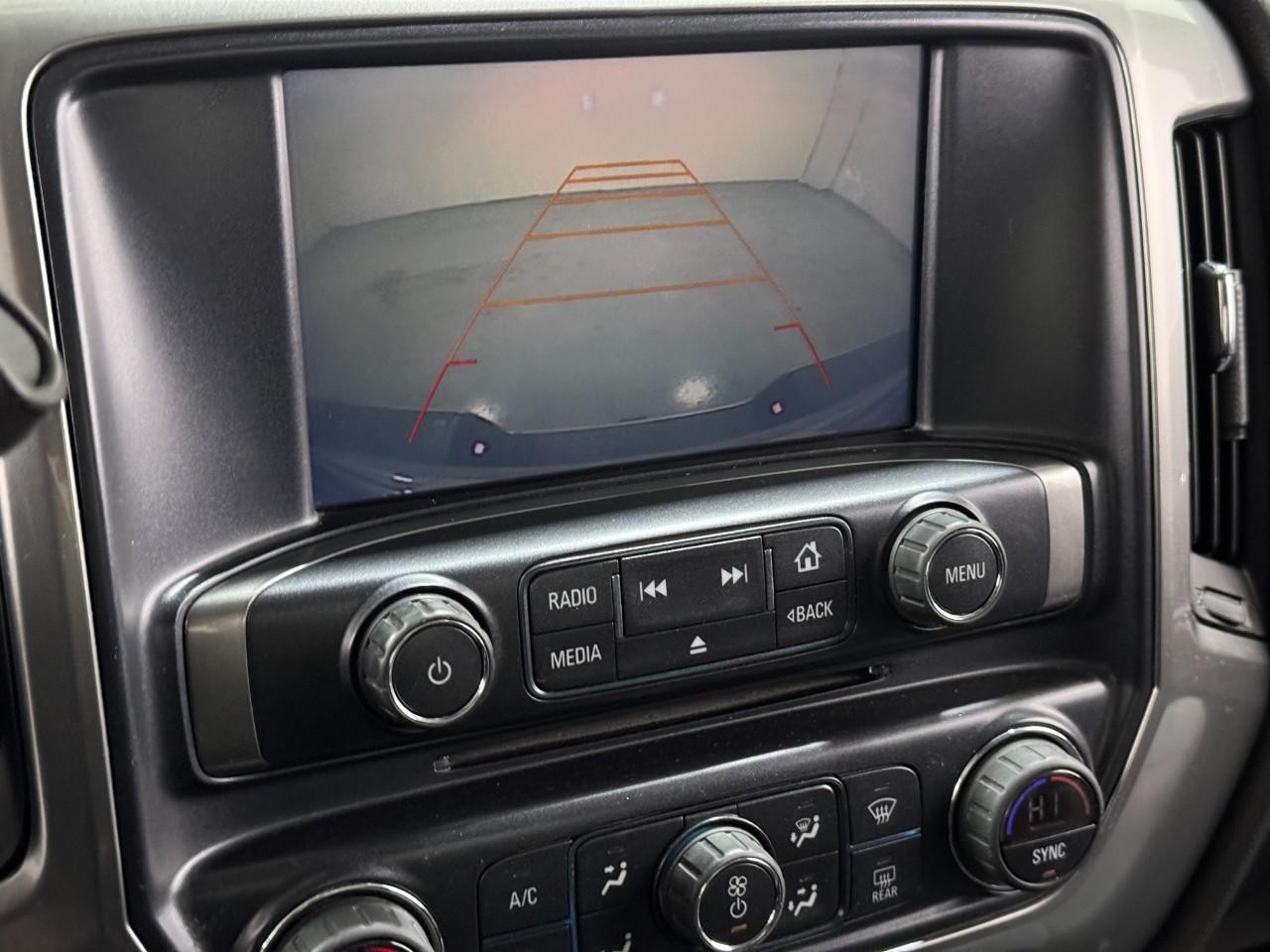 Chevrolet Silverado 1500 Vehicle Full-screen Gallery Image 29