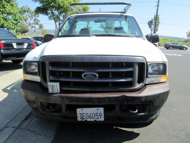 2003 Ford F-350 Super Duty XL's photo