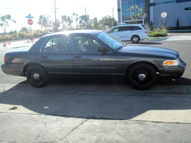 2011 Ford Crown Victoria Police's photo