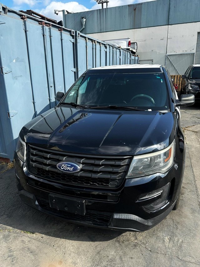 2016 Ford Explorer's photo