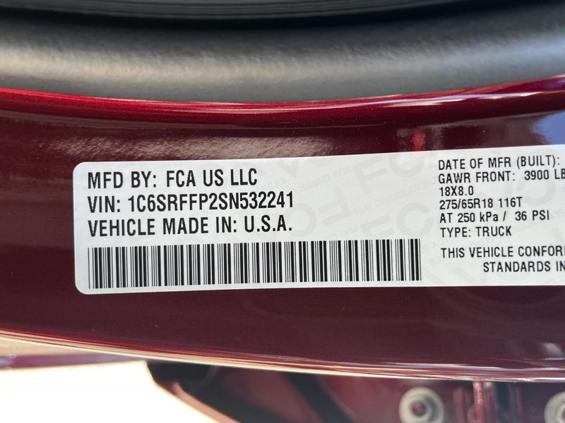 Ram 1500 Vehicle Full-screen Gallery Image 15