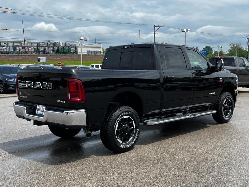 Ram 2500 Vehicle Full-screen Gallery Image 03