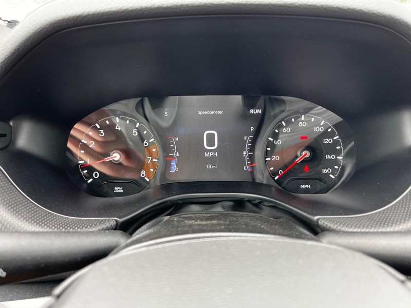 Jeep Compass Vehicle Full-screen Gallery Image 12