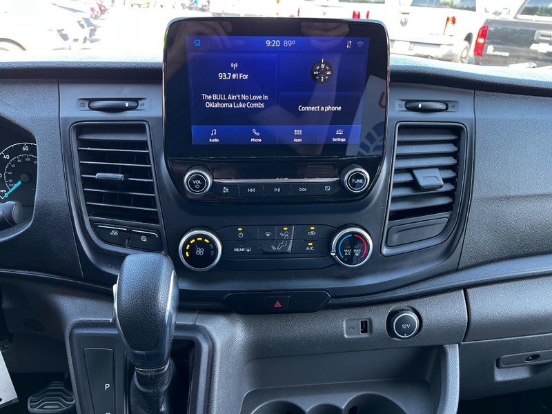 Ford Transit Passenger Wagon Vehicle Full-screen Gallery Image 19