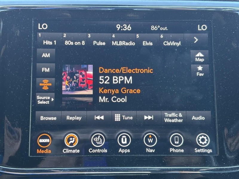 Jeep Grand Cherokee WK Vehicle Full-screen Gallery Image 19