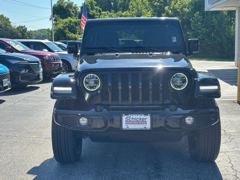 Jeep Wrangler Vehicle Full-screen Gallery Image 09