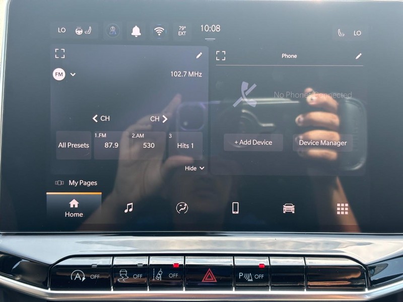 Jeep Compass Vehicle Full-screen Gallery Image 08
