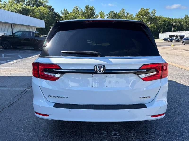 Honda Odyssey Vehicle Full-screen Gallery Image 05