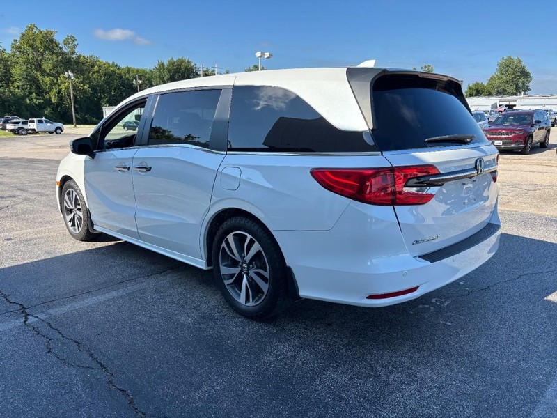 Honda Odyssey Vehicle Full-screen Gallery Image 06