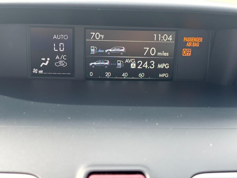 Subaru Forester Vehicle Full-screen Gallery Image 20