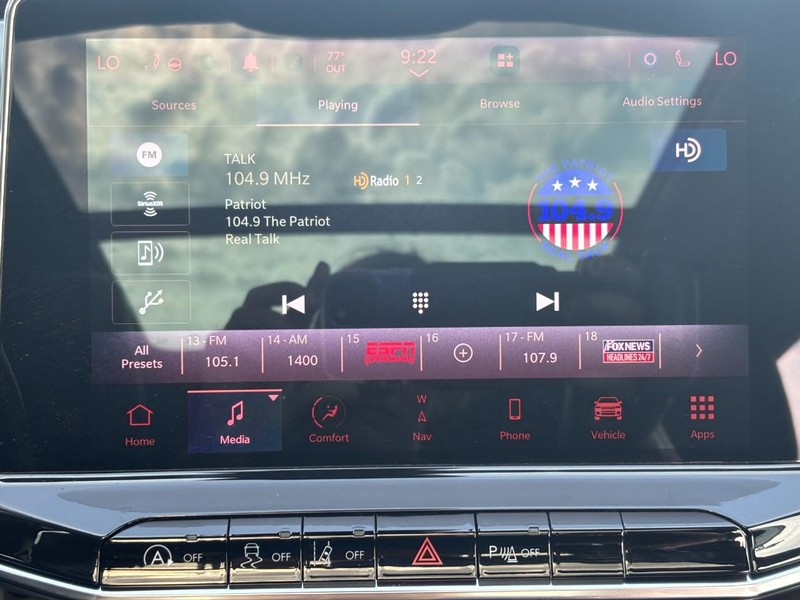 Jeep Compass Vehicle Full-screen Gallery Image 13