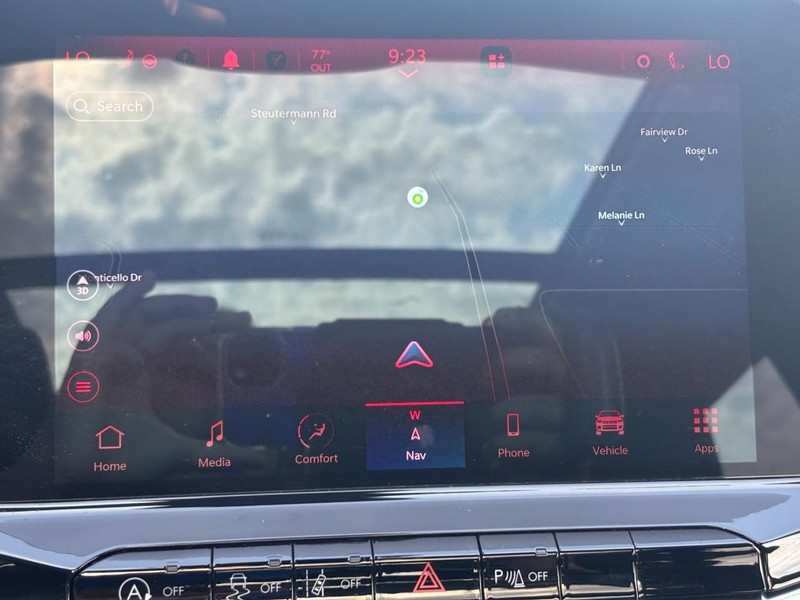 Jeep Compass Vehicle Full-screen Gallery Image 22