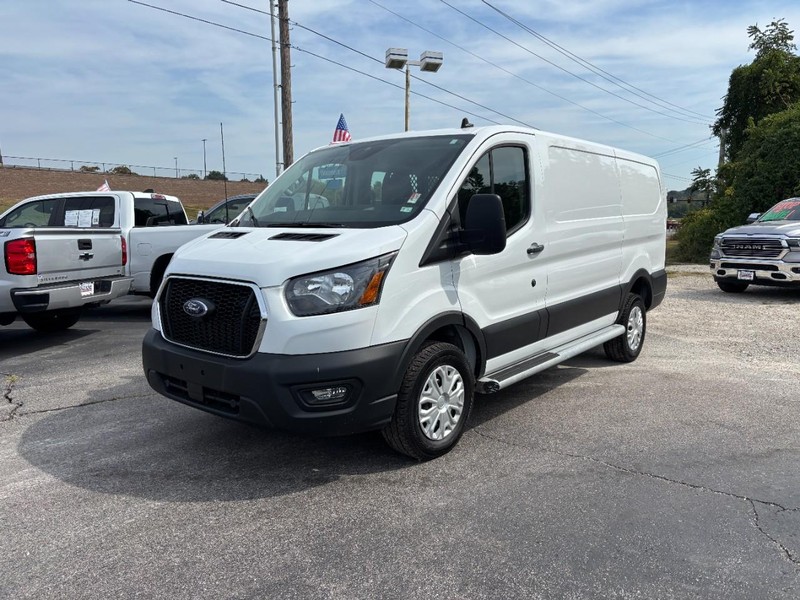 Ford Transit Cargo Van Vehicle Full-screen Gallery Image 08