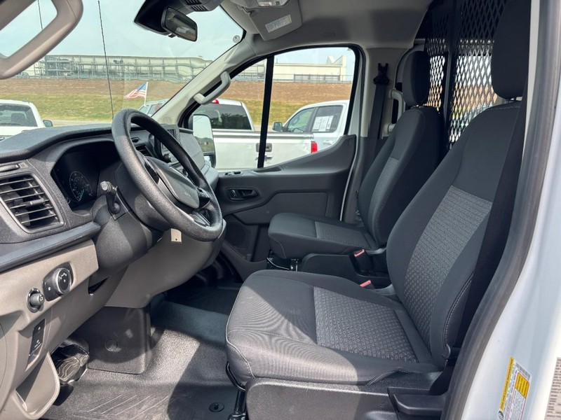 Ford Transit Cargo Van Vehicle Full-screen Gallery Image 10