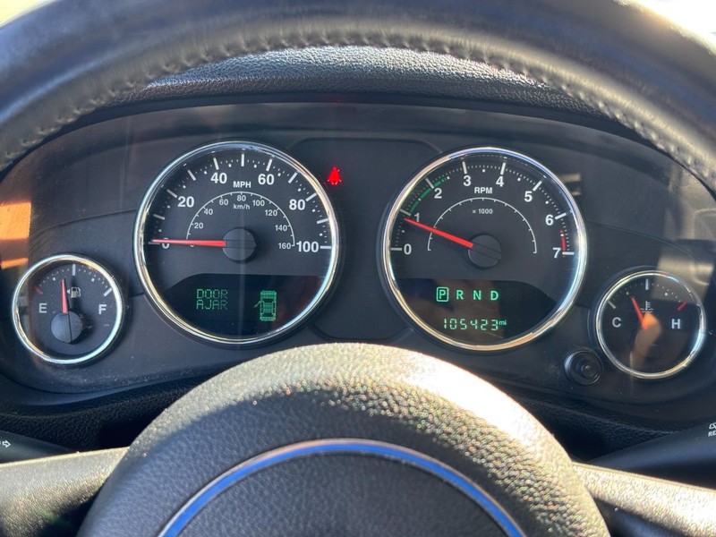 Jeep Wrangler Unlimited Vehicle Full-screen Gallery Image 18