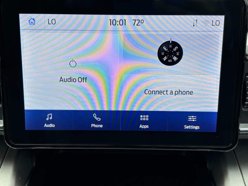 Ford Explorer Vehicle Full-screen Gallery Image 14