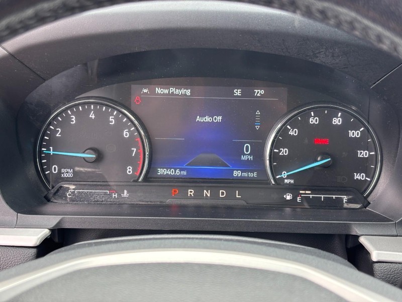 Ford Explorer Vehicle Full-screen Gallery Image 20