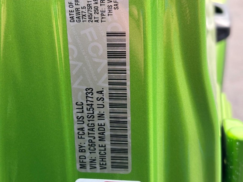 Jeep Gladiator Vehicle Full-screen Gallery Image 20