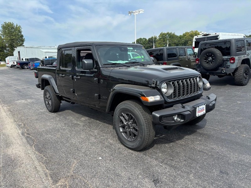 Jeep Gladiator Vehicle Full-screen Gallery Image 02