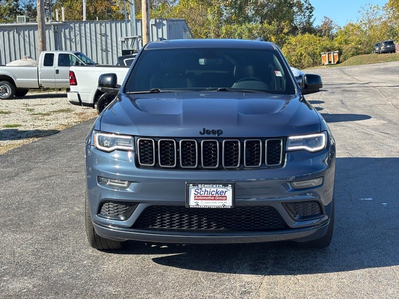 Jeep Grand Cherokee Vehicle Full-screen Gallery Image 09