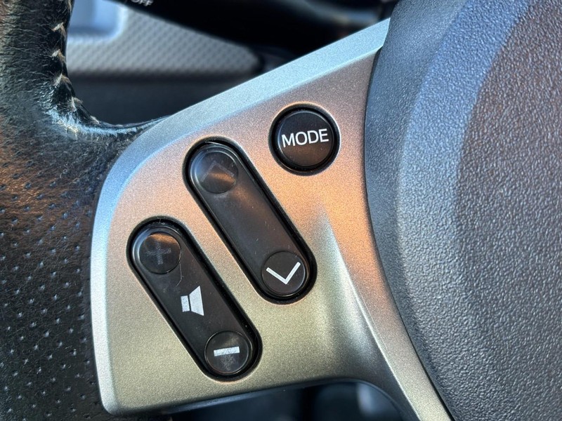 Scion tC Vehicle Full-screen Gallery Image 14