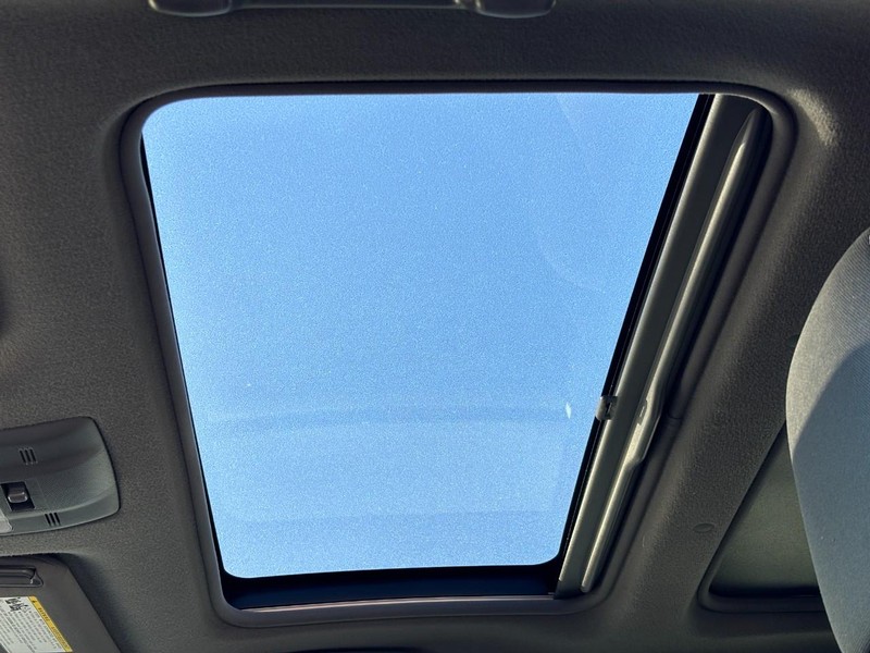 Scion tC Vehicle Full-screen Gallery Image 18