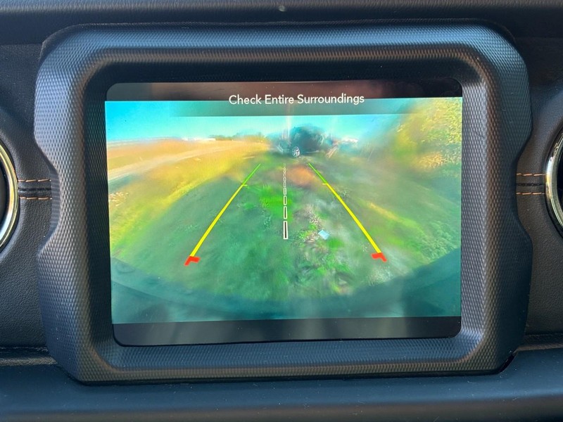 Jeep Wrangler 4xe Vehicle Full-screen Gallery Image 19