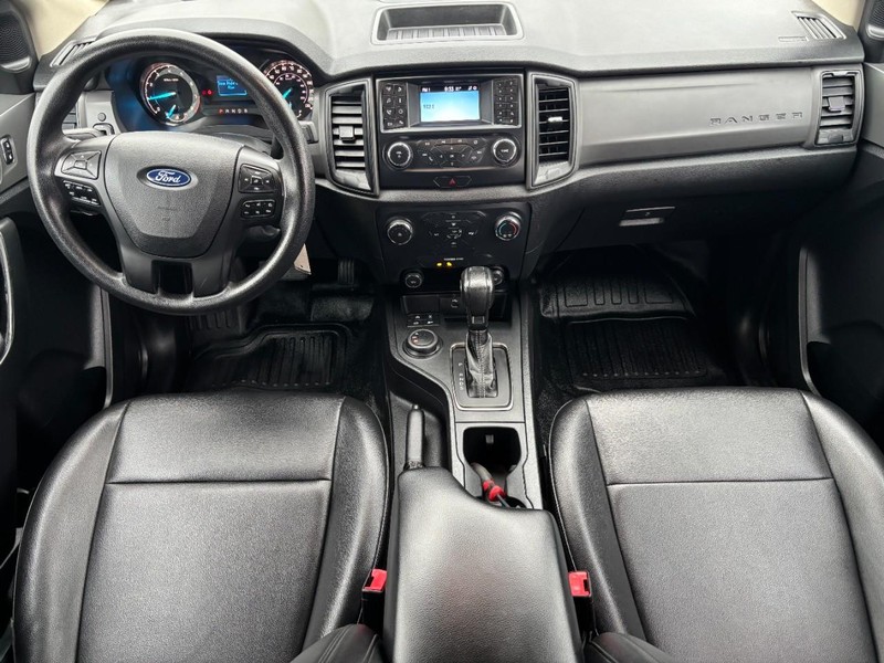 Ford Ranger Vehicle Full-screen Gallery Image 11