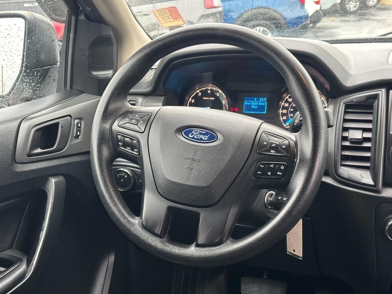 Ford Ranger Vehicle Full-screen Gallery Image 12