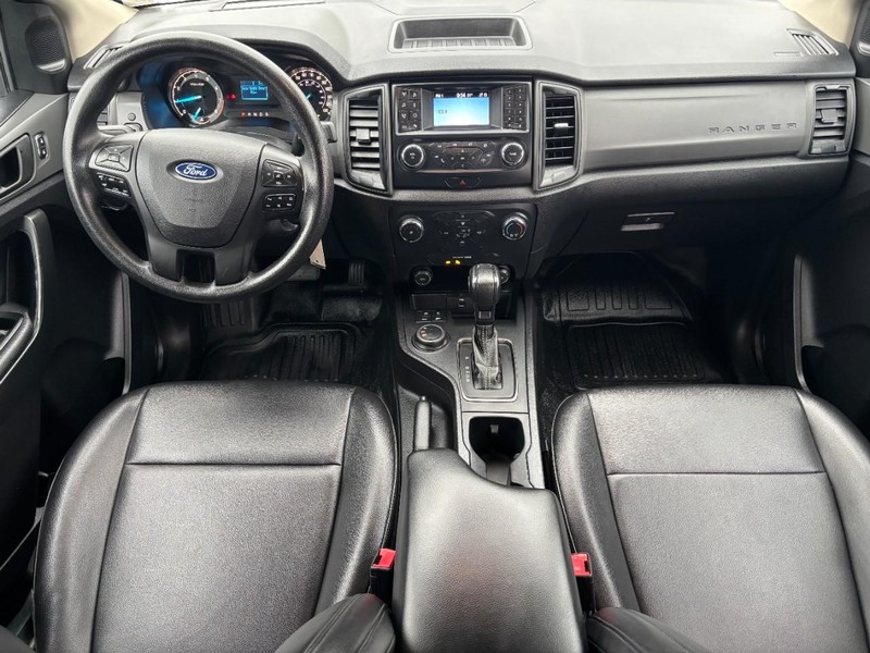 Ford Ranger Vehicle Full-screen Gallery Image 16