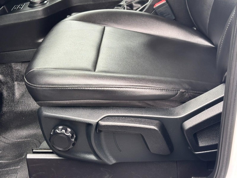 Ford Ranger Vehicle Full-screen Gallery Image 26